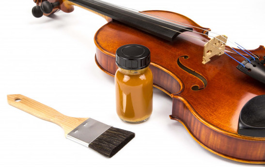 Suitability List - Violin Varnishes and Wood Surfaces