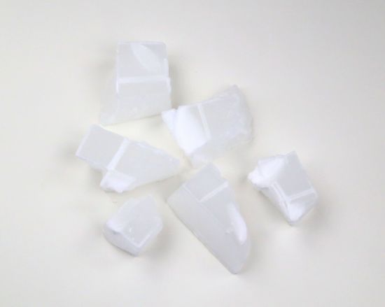 Paraffin in bloc
