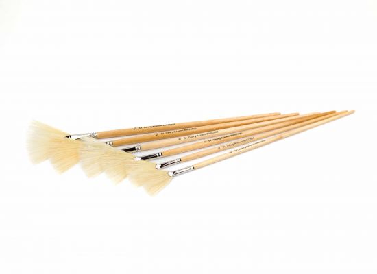 Fan Blender, White Bristles, No. 6