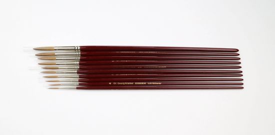 Script Liner, round tip, Red Sable, No. 8