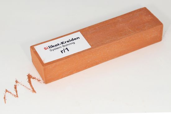 Craie au silicate, rouge, terreux r/1