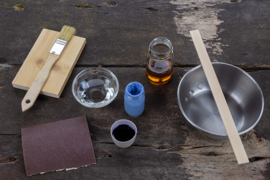 Receta: 'Oil Paint on Heavily-Used Wooden Surfaces (Interior and Exterior)'