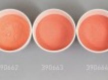 Verre coloré, rouge d´opale, opaque