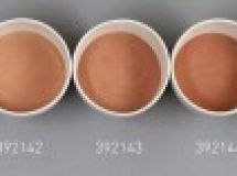 Verre coloré, brun-carmin, opaque