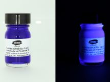 Bleu fluorescent, vernis